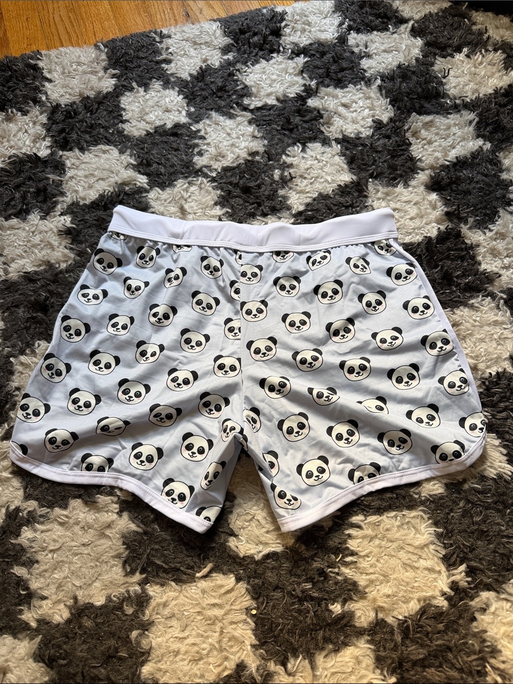JJ Malibu Panda Bear Print Men's Dolphin Shorts Size Medium - Picture 6 of 7
